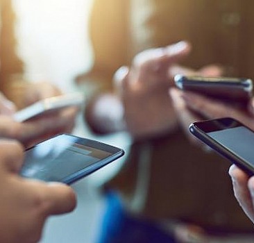Cep telefonlarındaki tehlike: Üçüncü parti uygulamalar
