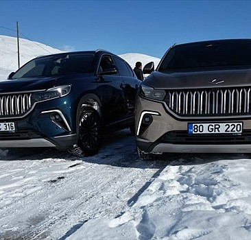 Türkiye'nin yerli otomobili Togg, Bingöl Karlıova'da karlı yollarda test edildi