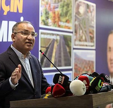 Bakanı Bozdağ, Şanlıurfa'da gazetecilerle buluştu