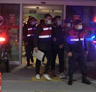İzmir merkezli 53 ilde FETÖ'nün TSK yapılanmasına yönelik operasyonda 150 zanlı gözaltına alındı