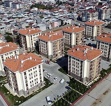Antalya'da 16 adet muhtelif gayrimenkulleri satışa sunuyor