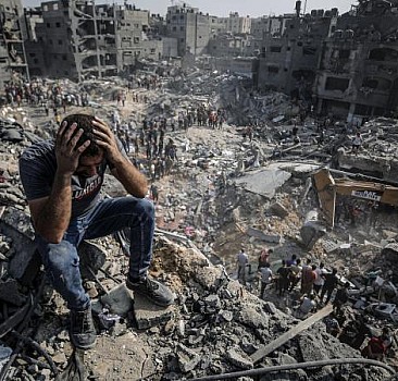 İsrail'in 218 gündür saldırılarını sürdürdüğü Gazze'de can kaybı 34 bin 971'e çıktı