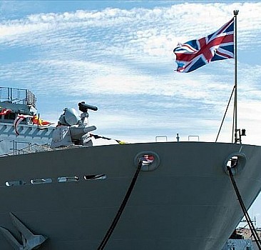 İngiltere ile Fransa arasında gerilim! Londra savaş gemisi gönderdi