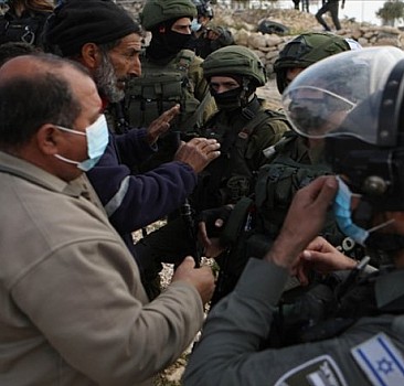 'İsrail, Filistinlileri dışlamak için apartheid uyguluyor'