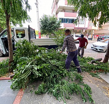 Aydın'da fırtınada yıkılan bahçe duvarının altında kalan kadın hayatını kaybetti