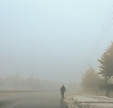 İç Anadolu'da 4 ilde yoğun sis etkili oldu