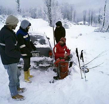 Trabzon'da kar nedeniyle yaylada mahsur kalan 6 kişi kurtarıldı
