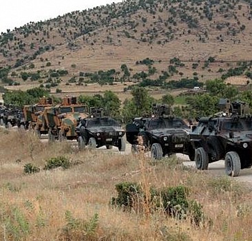 Diyarbakır'da uyuşturucu tarlalarına operasyon yapıldı