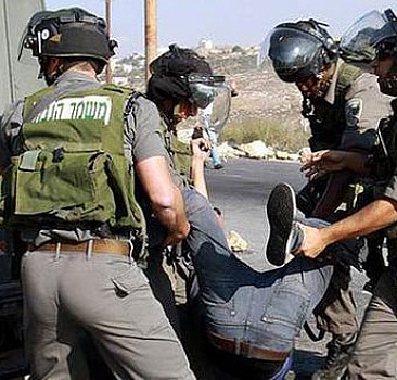 İşgal güçleri 50 Filistinliyi gözaltına aldı
