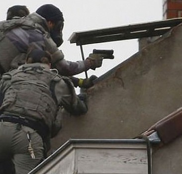 Polis DAEŞ'in Avrupa'daki başkentini bastı