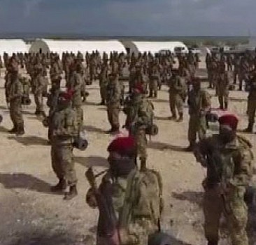 Afrinli Kürtler PKK'yla savaşmaya hazır