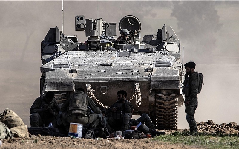 Hizbullah'tan İsrail'in tankına füze ile saldırı