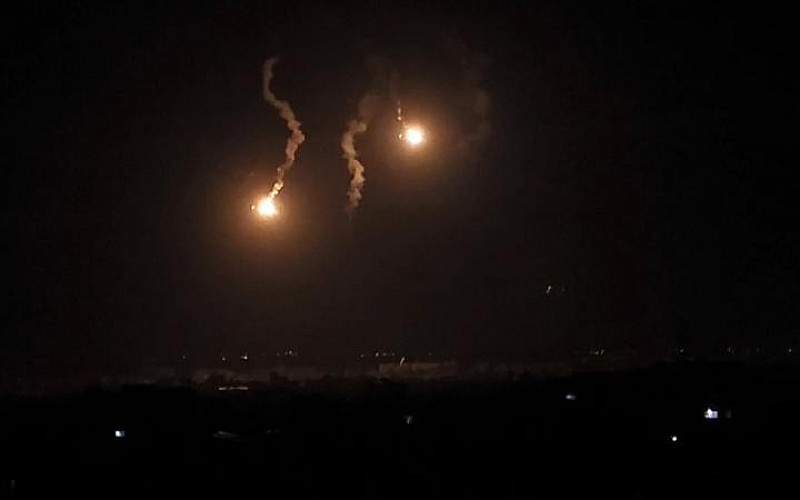 İsrail Refah'ta 50'den fazla yeri havadan bombaladı