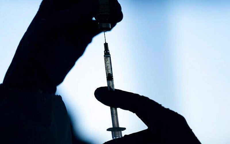 Avustralya'da Kovid-19 aşısının üçüncü dozunun yapılması onaylandı