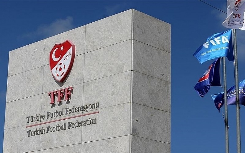 Fenerbahçe'den yeni sezon öncesi TFF ve hakemlere çağrı
