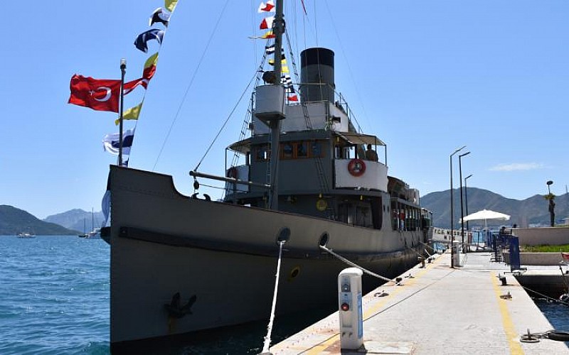 TCG Nusret Müze Gemisi Kıbrıs'ta