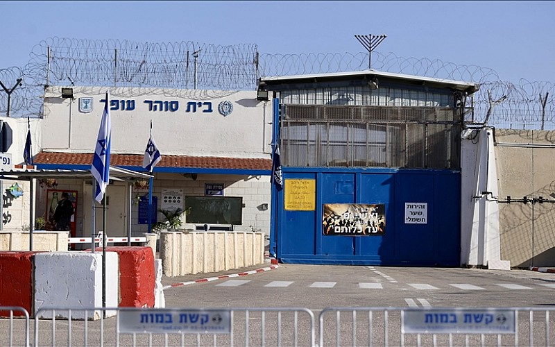 İsrail hapishanelerinde biri doktor 2 Filistinli hayatını kaybetti