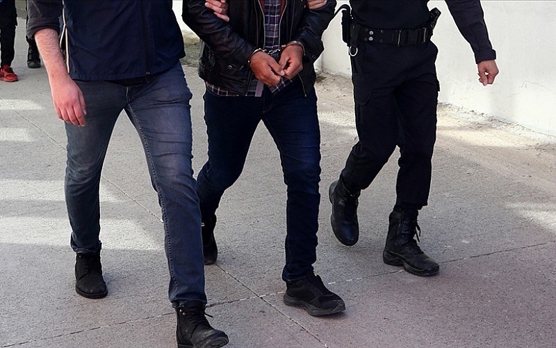 İstanbul'da tarihi eser operasyonlarında 6 şüpheli yakalandı