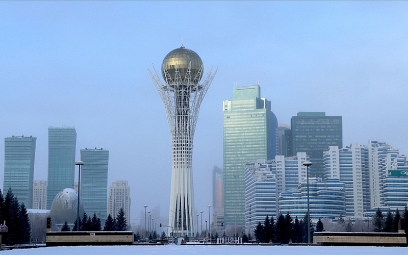 Kazakistan'da kamuda Kazakça bilme zorunluluğu aranacak