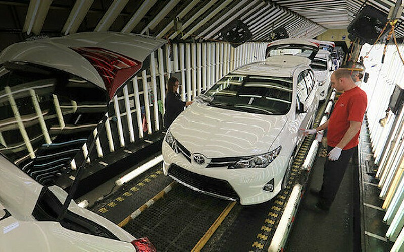 Toyota, mart ayı küresel araç satışlarında aylık bazda rekora imza attı
