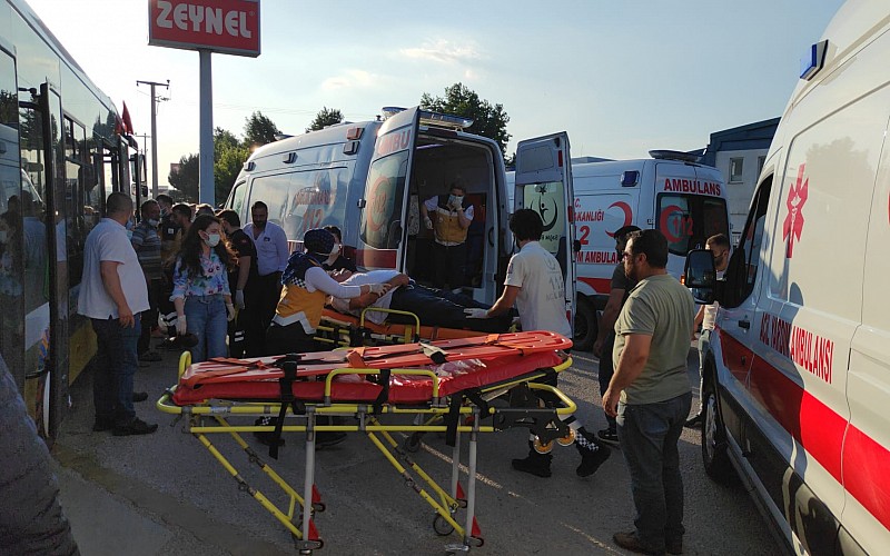 Bursa'da zincirleme trafik kazası: 2 yaralı