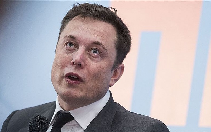Elon Musk'ın oğluna verdiği 'sıra dışı' isim yasalara aykırı olabilir