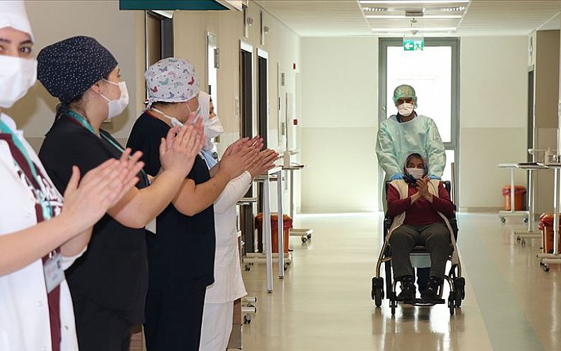 Türkiye'de Kovid-19'dan iyileşen hasta sayısı 104 bini geçti