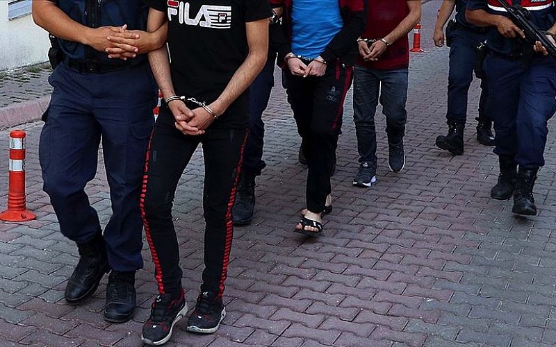 İstanbul'da DEAŞ operasyonu: 27 gözaltı