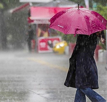 İstanbul için kuvvetli yağış ve fırtına uyarısı