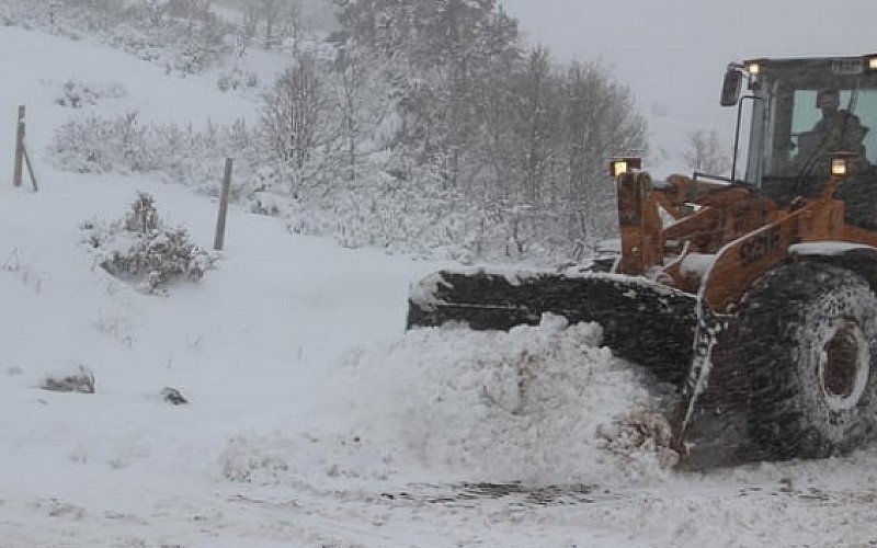 37 köy yolu kar nedeniyle ulaşıma kapandı