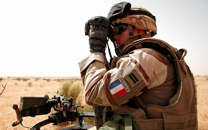 Mali'de 1 Fransız askeri öldü