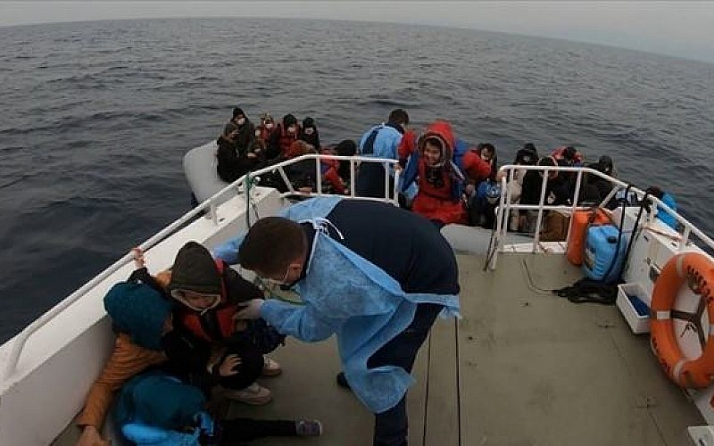 Türk kara sularına geri itilen sığınmacılar kurtarıldı