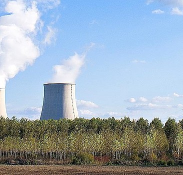 Rusya ve Çin arasında nükleer enerji alanında imzalar atıldı