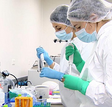 TÜBİTAK Marmara Teknokent Merkezi'nde aşı çalışmaları sürüyor