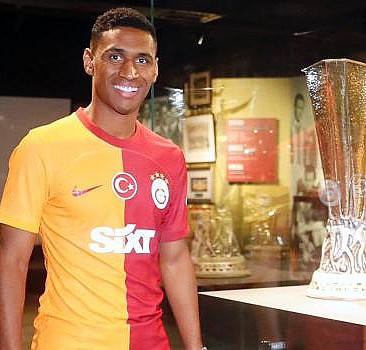 Galatasaray'ın 23. Brezilyalı futbolcusu Tete oldu