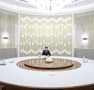 Türkmenistan'da Üçlü Liderler Zirvesi