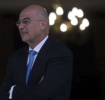 Yunanistan Dışişleri Bakanından 'İstanbul' düzeltmesi