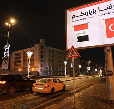 Irak'ta Başkan Erdoğan'ın ziyareti öncesi caddelere Türk bayrağı asıldı