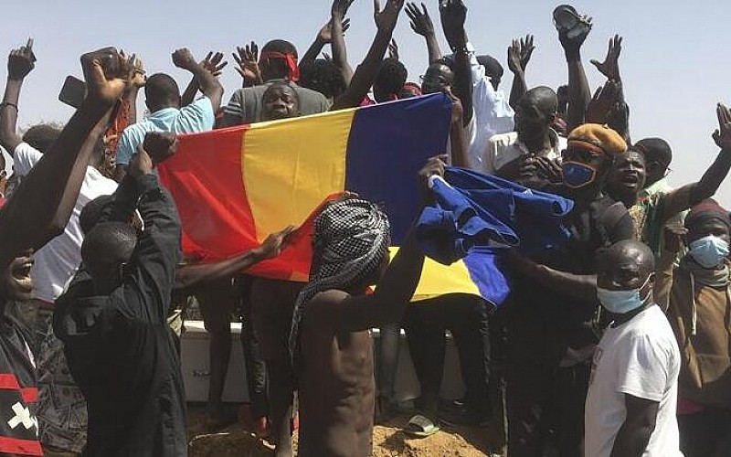 Çad'da geçiş döneminin ilk hükümeti kuruldu