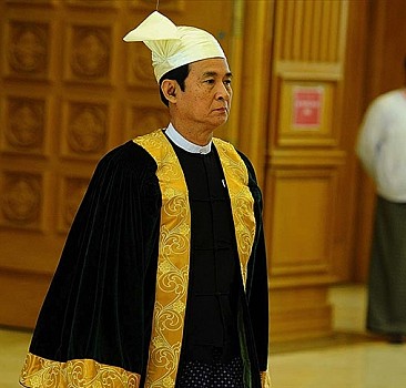 Gözaltında tutulan eski Devlet Başkanı Myint'e yeni suçlamalar yöneltildi