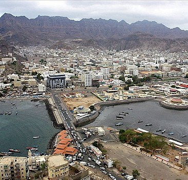 Suudi Arabistan'dan Yemen'e akaryakıt yardımı