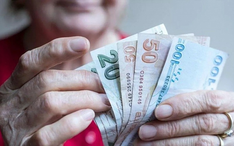 TÜED'den emeklilerin taban aylıklarının asgari ücret seviyesine yükseltilmesi talebi