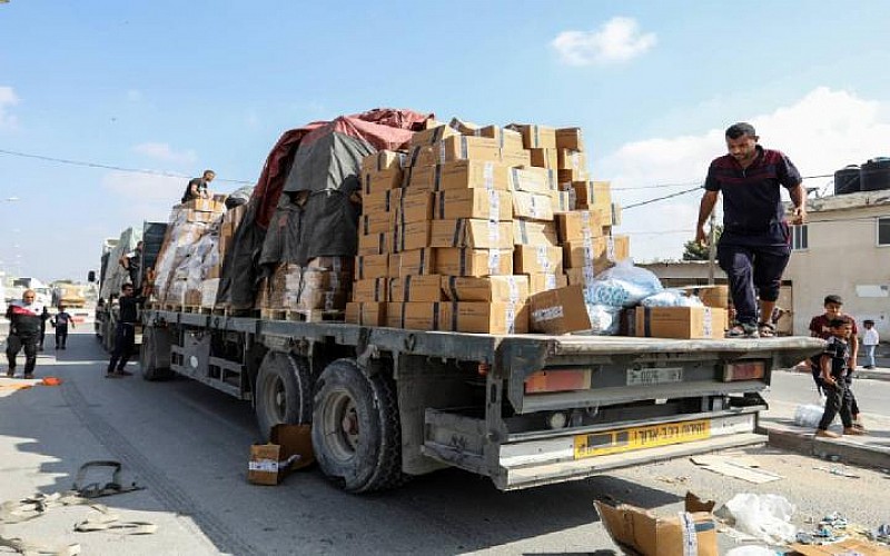 Pakistan, Gazze'ye 400 tonluk bir insani yardım daha gönderdi