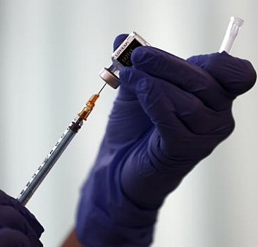 Japon ilaç üreticisi Shionogi, Kovid-19 aşısının klinik testinde yeni faza geçti