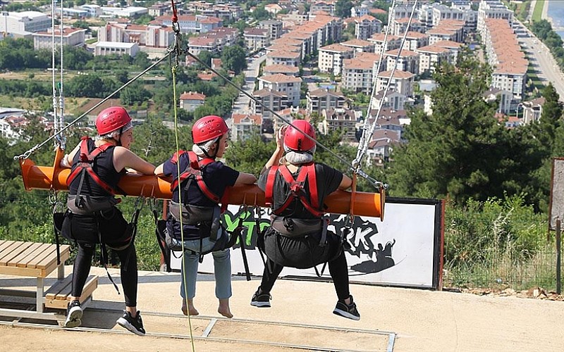 Bursa'daki 'macera parkı' adrenalin yaşamak isteyenlerin adresi oldu