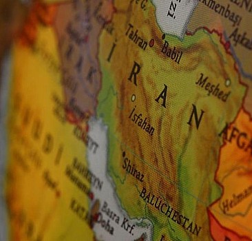 İran'da bir fabrikada karbondioksit tüpü patladı: 2 ölü
