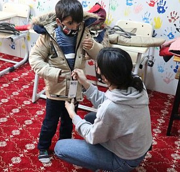 Avrupa'daki Türklerden Suriyeli yetimlere yardım