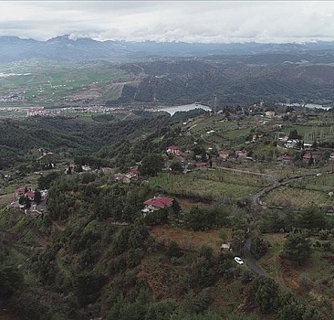 Kahramanmaraş'taki depremzedeler bağ evlerine göç etti