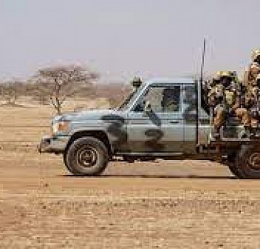 Burkina Faso'da saldırı:  9'u asker 19 kişi öldü