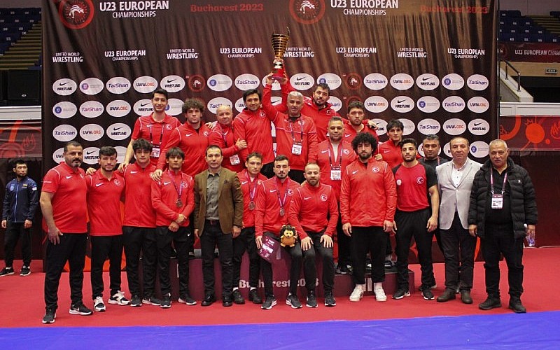 23 Yaş Altı Grekoromen Güreş Milli Takımı Avrupa şampiyonu oldu